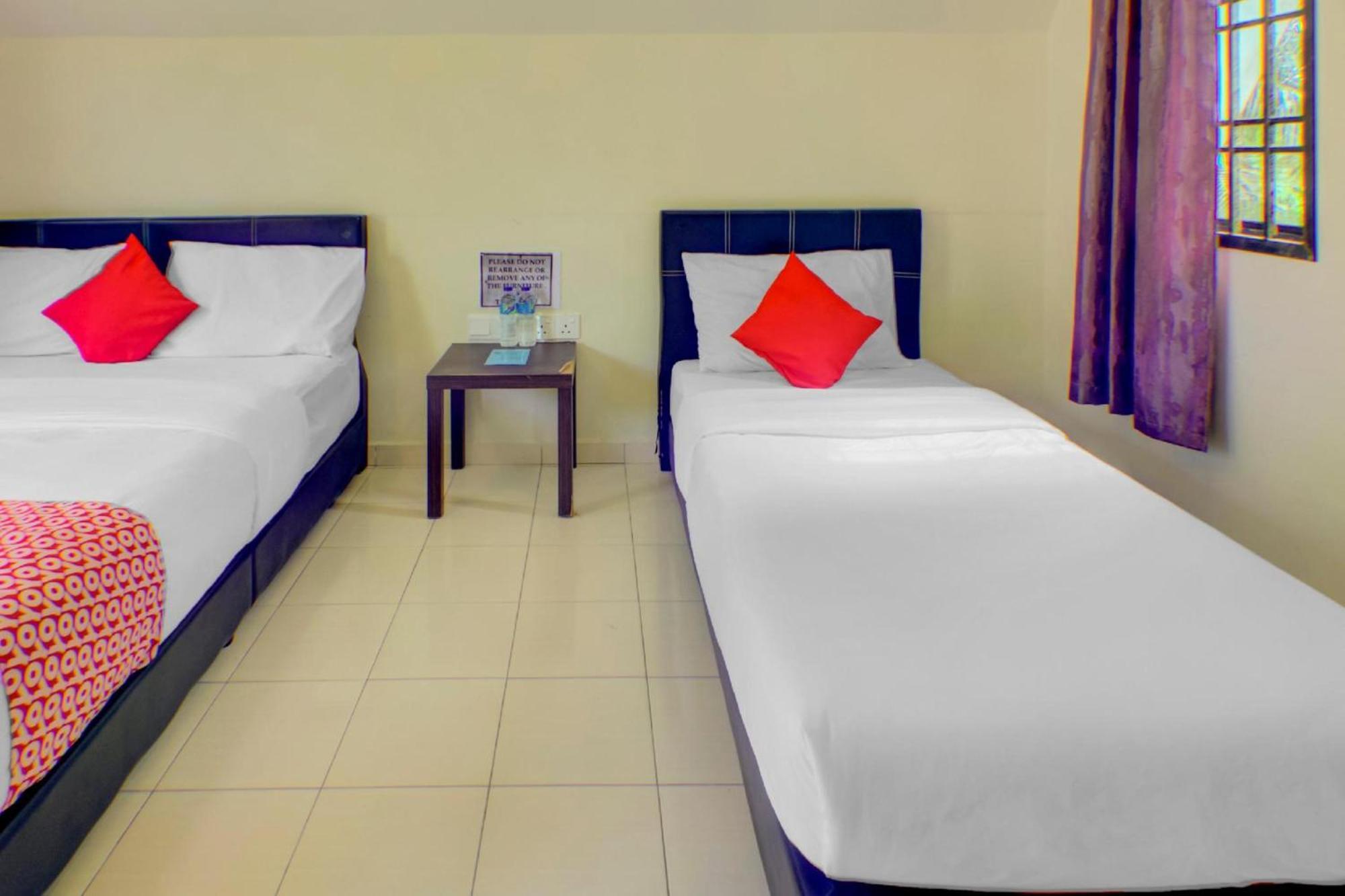 Super Oyo 89896 Sedili Inn Resort Kota Tinggi Exterior foto
