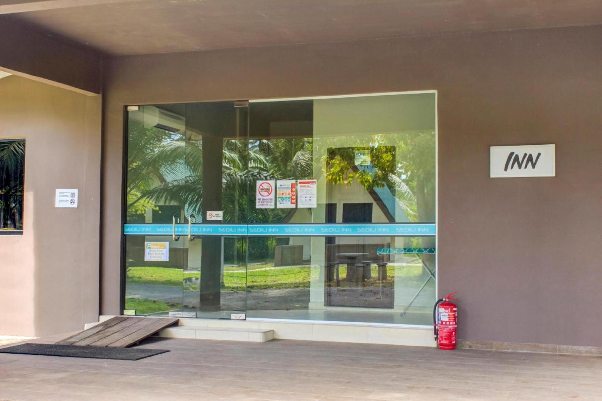 Super Oyo 89896 Sedili Inn Resort Kota Tinggi Exterior foto